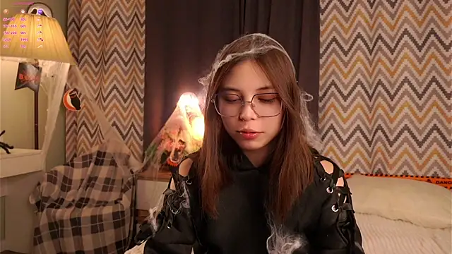 Snapshot of DarelleFare chatting on October 2025 11:56:02 AM DarelleFare online show from October 2025 11:56:02 AM