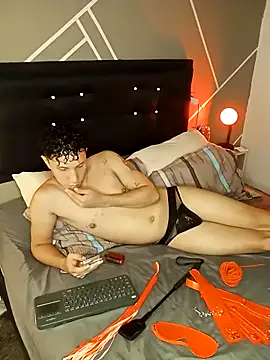 AngeloColleen online show from October 2025 07:01:02 PM