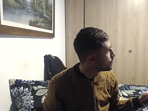 Snapshot of nickzeus98 chatting on April 2026 12:06:01 AM nickzeus98 online show from April 2026 12:06:01 AM