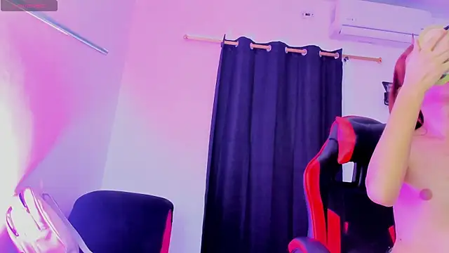 Nicol TransGirl online show from October 2025 02:21:01 AM