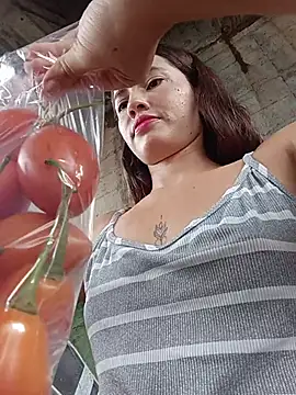 Snapshot of -Nicol chatting on January 2026 02:00:02 PM -Nicol online show from January 2026 02:00:02 PM