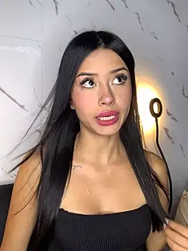 Snapshot of Miss_karol chatting on January 2025 02:32:01 AM Miss karol online show from January 2025 02:32:01 AM