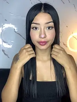 Snapshot of Miss_karol chatting on January 2025 05:21:01 PM Miss karol online show from January 2025 05:21:01 PM