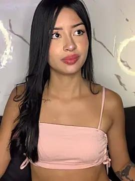Snapshot of Miss_karol chatting on February 2025 08:49:01 PM Miss karol online show from February 2025 08:49:01 PM