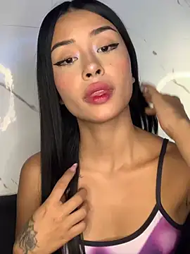 Snapshot of Miss_karol chatting on February 2025 05:31:01 PM Miss karol online show from February 2025 05:31:01 PM