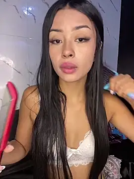 Snapshot of Miss_karol chatting on March 2025 05:38:01 PM Miss karol online show from March 2025 05:38:01 PM