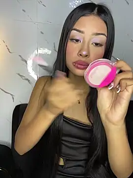 Snapshot of Miss_karol chatting on March 2025 05:33:01 PM Miss karol online show from March 2025 05:33:01 PM