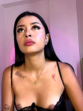 Snapshot of Miss_karol chatting on October 2025 06:16:01 PM Miss karol online show from October 2025 06:16:01 PM