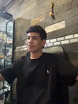 Santiago-Thompson online show from November 2025 09:06:02 PM