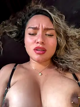 Snapshot of Iam_Cassi chatting on October 2025 07:43:01 PM Iam Cassi online show from October 2025 07:43:01 PM