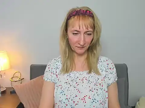 MargaretMilf69 online show from March 2025 04:44:02 PM