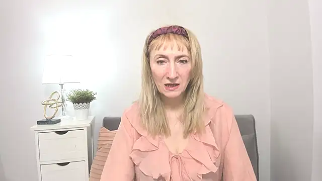 MargaretMilf69 online show from March 2025 01:24:01 PM