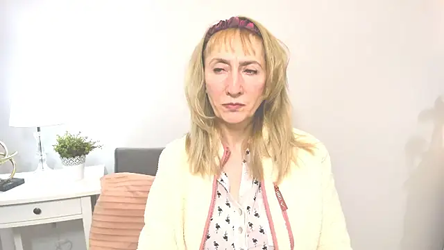 MargaretMilf69 online show from March 2025 04:22:01 PM