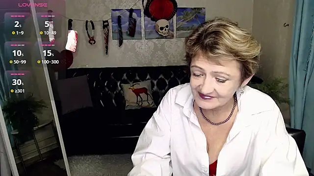 Snapshot of SexyGrandma_ chatting on November 2025 05:04:02 PM SexyGrandma online show from November 2025 05:04:02 PM