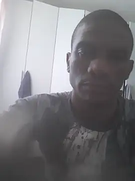 diablok1705 online show from October 2025 03:56:02 PM