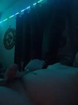 Seanoofss12 online show from April 2026 04:11:01 AM