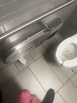 Seanoofss12 online show from April 2026 04:26:01 PM