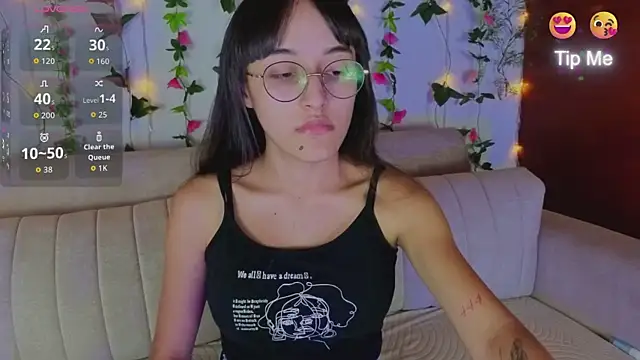 MelodyWinx online show from December 2025 02:18:01 AM