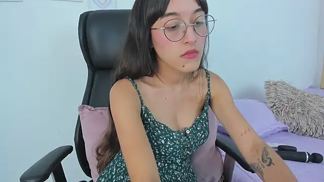 MelodyWinx online show from January 2026 07:11:01 PM