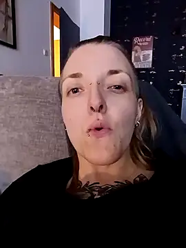 Astrid-Gilbert online show from February 2025 09:37:01 PM