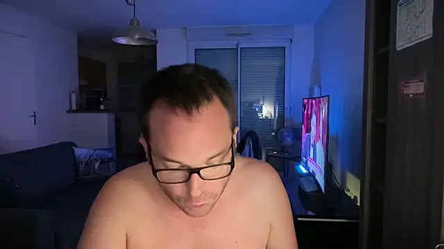 Funnyjul31 online show from September 2025 06:22:01 PM