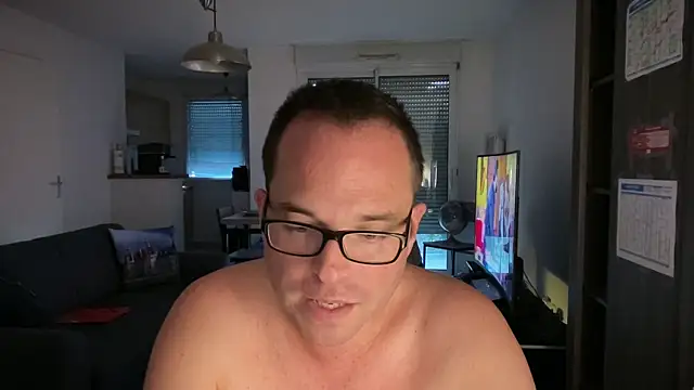 Funnyjul31 online show from October 2025 04:51:02 PM