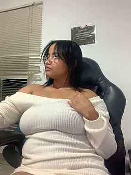 Snapshot of my_cam chatting on February 2025 11:55:02 PM my cam online show from February 2025 11:55:02 PM
