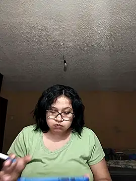 Snapshot of belenvaleria chatting on February 2026 01:15:01 AM belenvaleria online show from February 2026 01:15:01 AM