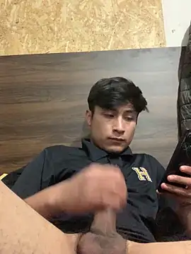 EduardoEspinoza12 online show from April 2026 04:30:01 AM