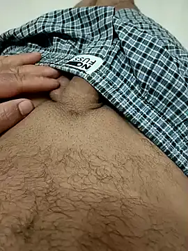 Rahulsrk2295 online show from February 2025 07:48:01 AM