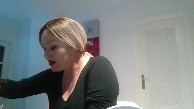 Luzia-Sal online show from January 2025 09:33:01 PM