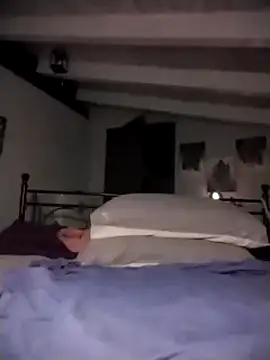 divinaerotica online show from November 2025 08:18:01 PM