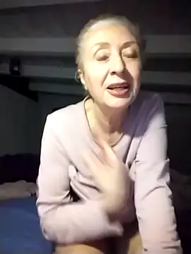 divinaerotica online show from January 2026 06:00:02 PM