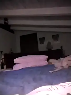 divinaerotica online show from February 2026 04:33:01 PM