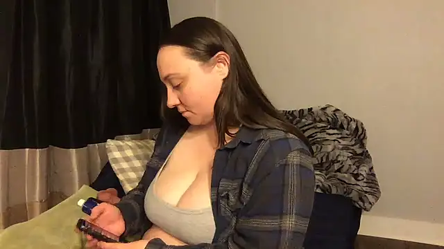 JuicyLuciee online show from February 2025 02:37:01 AM