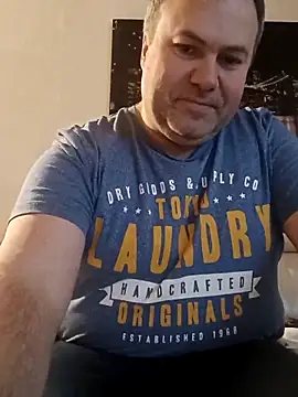 Pourleplasirs online show from February 2025 01:25:01 AM