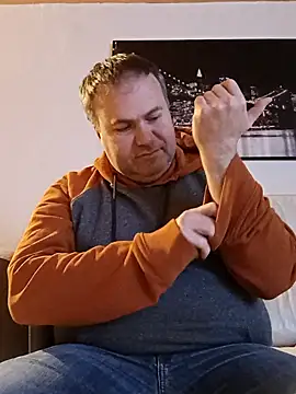 Pourleplasirs online show from March 2025 10:30:02 PM