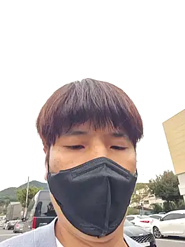 Snapshot of Tyyyggjju chatting on October 2025 07:32:01 AM Tyyyggjju online show from October 2025 07:32:01 AM