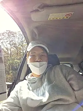 Snapshot of Tyyyggjju chatting on November 2025 03:39:02 AM Tyyyggjju online show from November 2025 03:39:02 AM