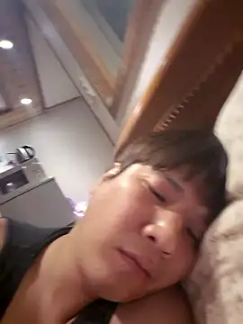 Snapshot of Tyyyggjju chatting on November 2025 09:36:02 PM Tyyyggjju online show from November 2025 09:36:02 PM