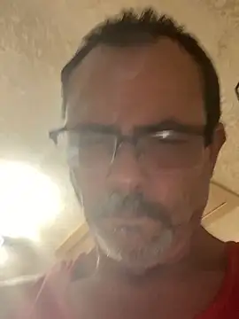 Crackerg73 online show from October 2025 06:46:02 PM