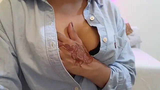 MISS MYRA online show from February 2026 05:30:01 PM