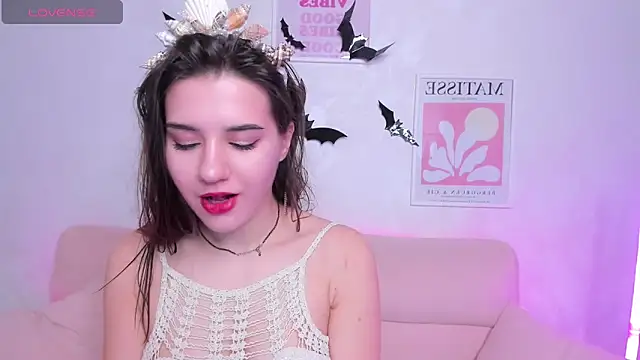 Snapshot of Sweetie_Catt chatting on October 2025 08:48:01 AM Sweetie Catt online show from October 2025 08:48:01 AM