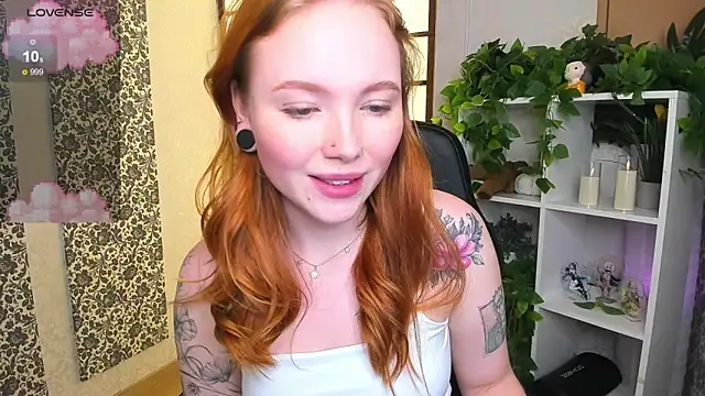 Maya Light online show from February 2025 01:35:01 AM