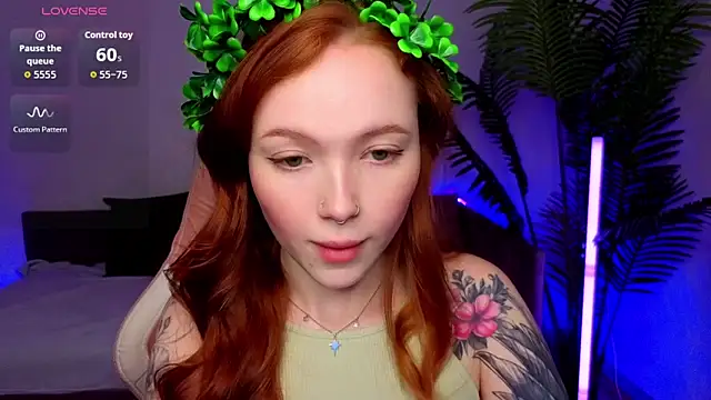 Snapshot of Maya_Light chatting on March 2026 01:43:02 AM Maya Light online show from March 2026 01:43:02 AM