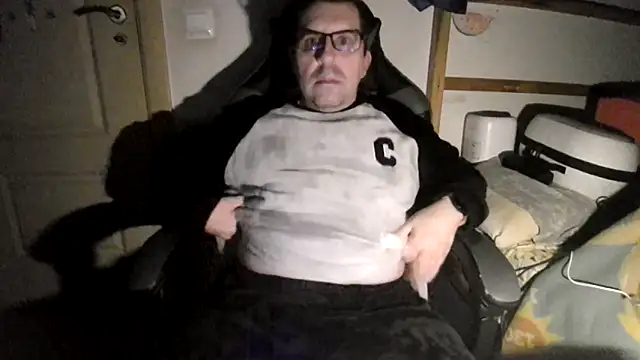 Snapshot of Usame_como_quieras chatting on January 2025 07:53:02 PM Usame como quieras online show from January 2025 07:53:02 PM