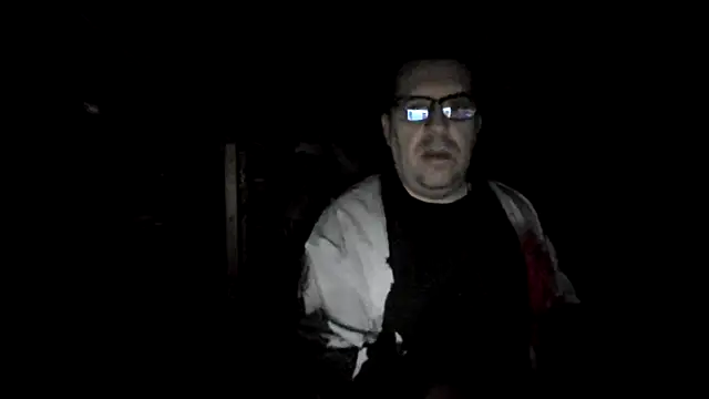 Snapshot of Usame_como_quieras chatting on November 2025 04:36:01 AM Usame como quieras online show from November 2025 04:36:01 AM