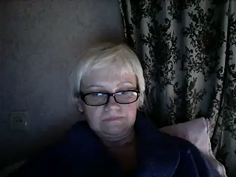 Snapshot of Mayya4321 chatting on January 2025 05:21:01 PM Mayya4321 online show from January 2025 05:21:01 PM