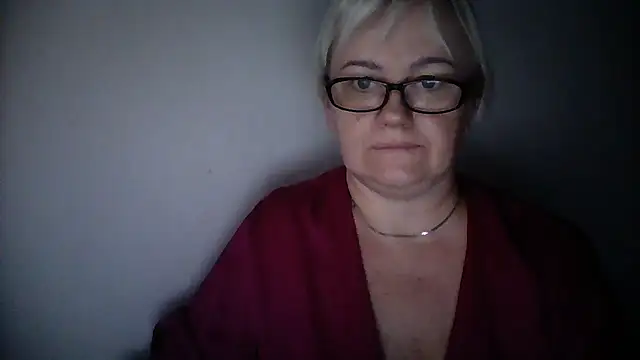 Snapshot of Mayya4321 chatting on October 2025 07:06:02 AM Mayya4321 online show from October 2025 07:06:02 AM