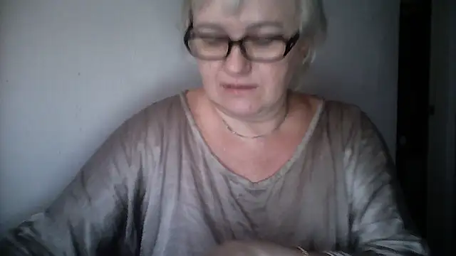 Snapshot of Mayya4321 chatting on October 2025 06:11:02 AM Mayya4321 online show from October 2025 06:11:02 AM